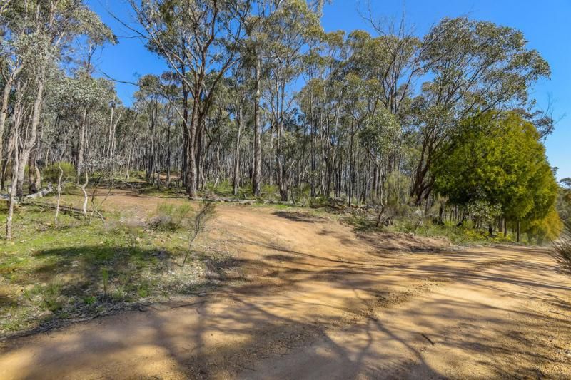 579 Vaughan Springs Road, Drummond North VIC 3446, Image 2