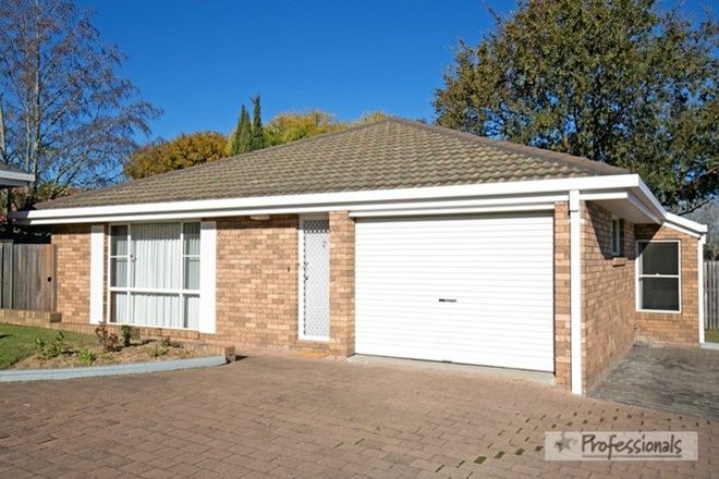 Picture of 2/210-216 Donnelly Street, ARMIDALE NSW 2350