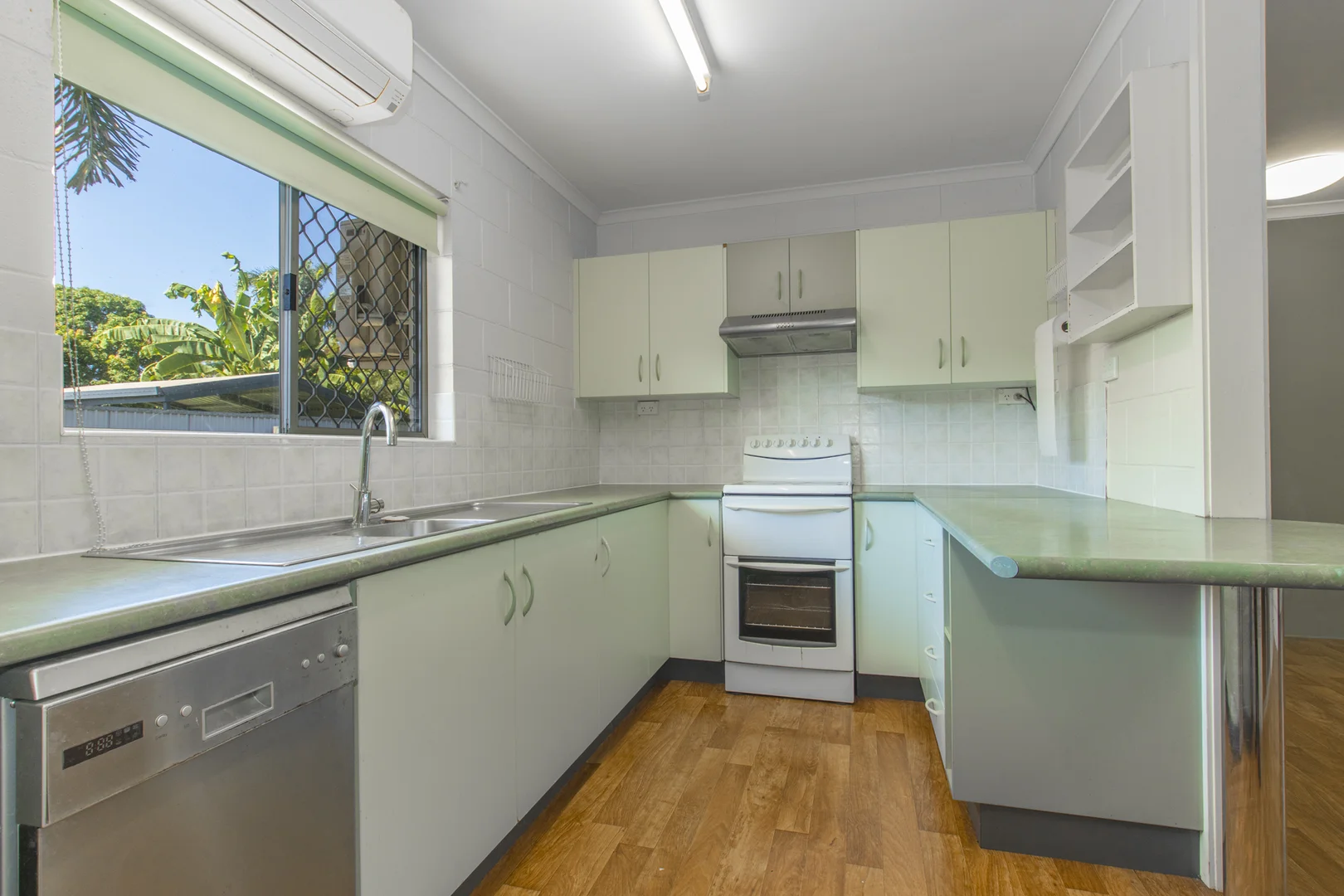 Additional image 3 of 2/64 Charlotte Street, Aitkenvale QLD 4814