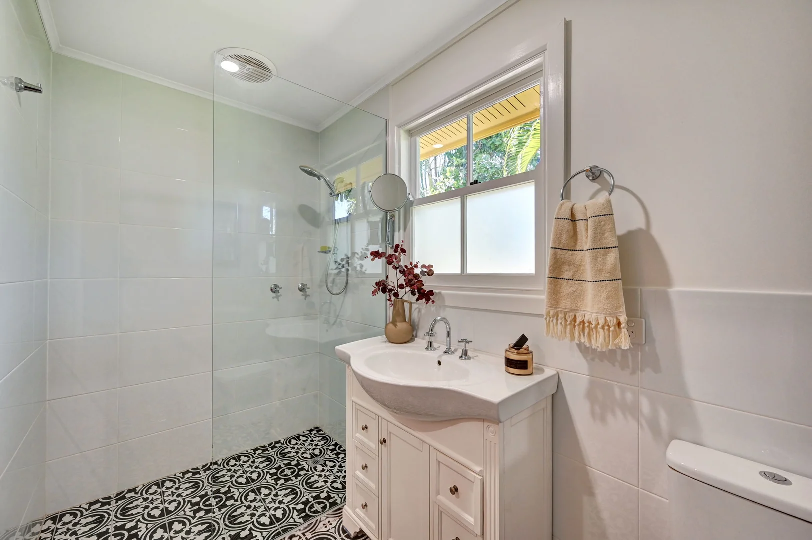 Additional image 4 of 27 Sixth Avenue, South Townsville QLD 4810