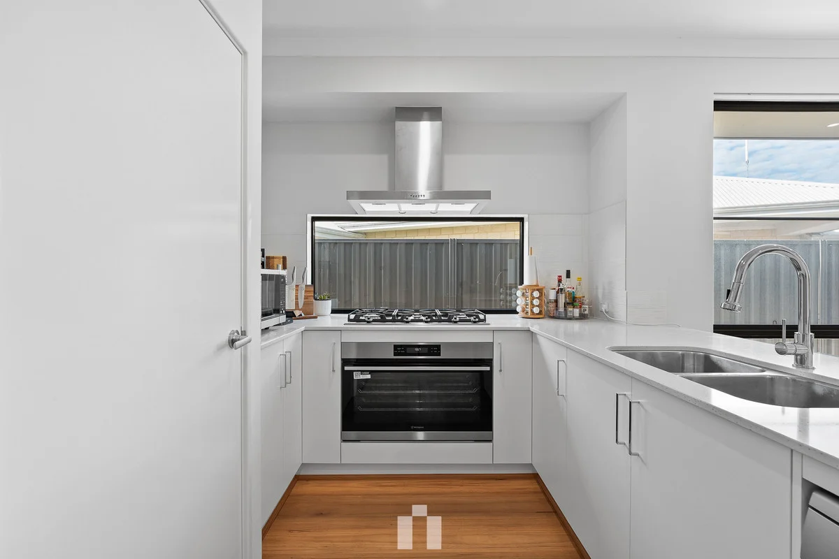 Additional image 16 of 14 Zircon Street, Treeby WA 6164