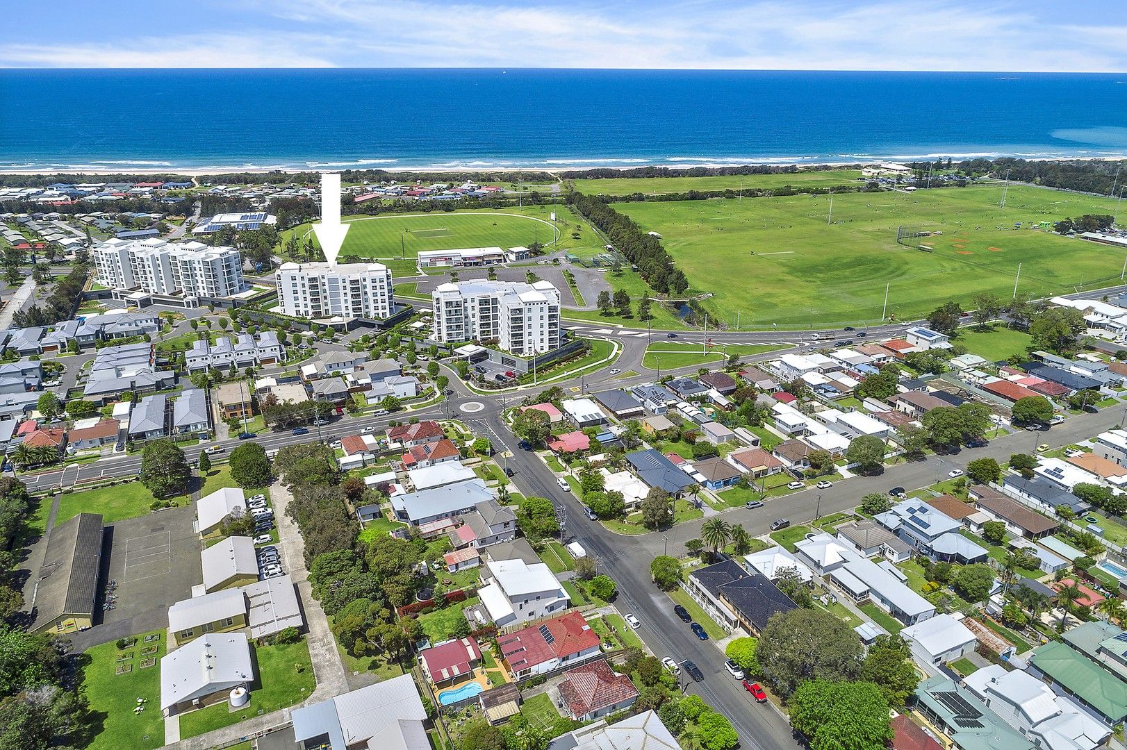 1 bedrooms Apartment / Unit / Flat in 604/3 Grand Court FAIRY MEADOW NSW, 2519