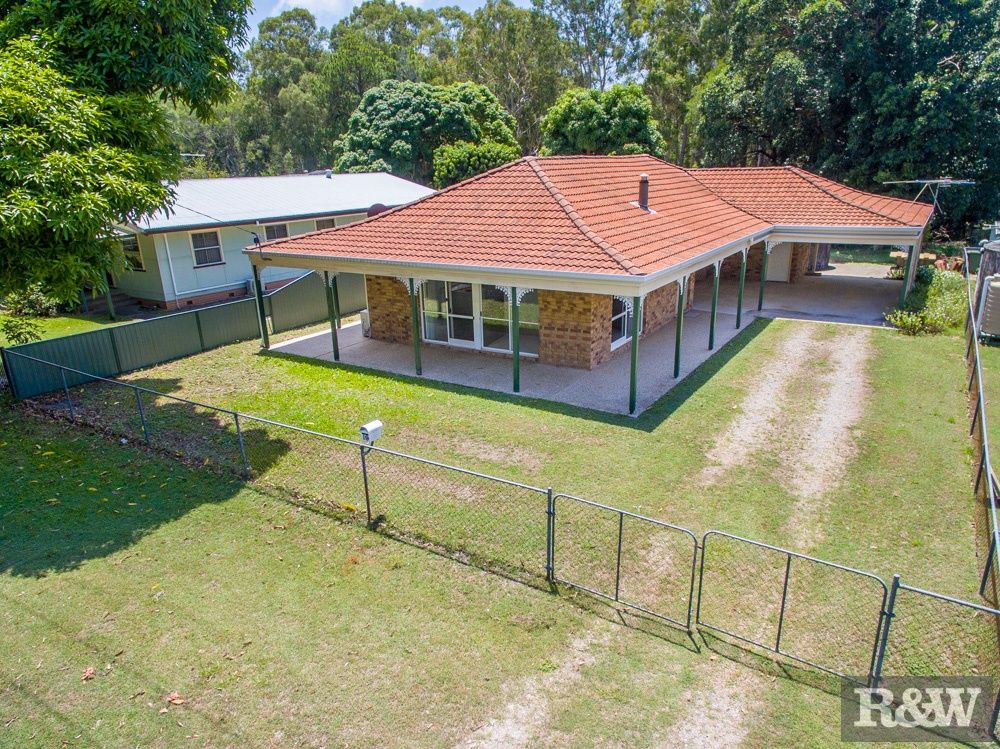 19 Moffatt Esplanade, Toorbul QLD 4510