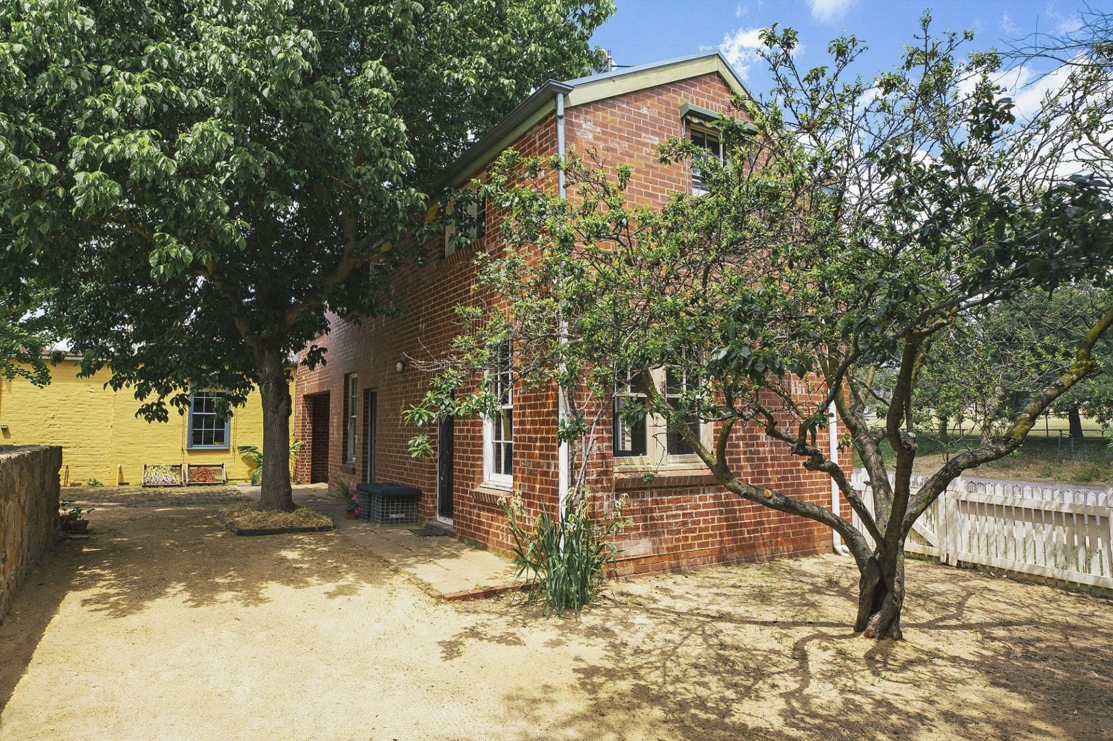 29 Fryers St, Guildford VIC 3451, Image 1