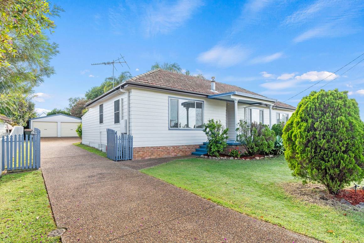 Picture of 15 Morgan Crescent, RAYMOND TERRACE NSW 2324