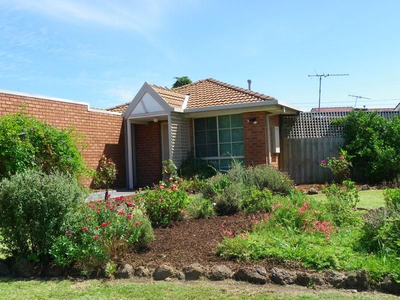 2/70 Parkside Avenue, Keilor East Property History & Address Research