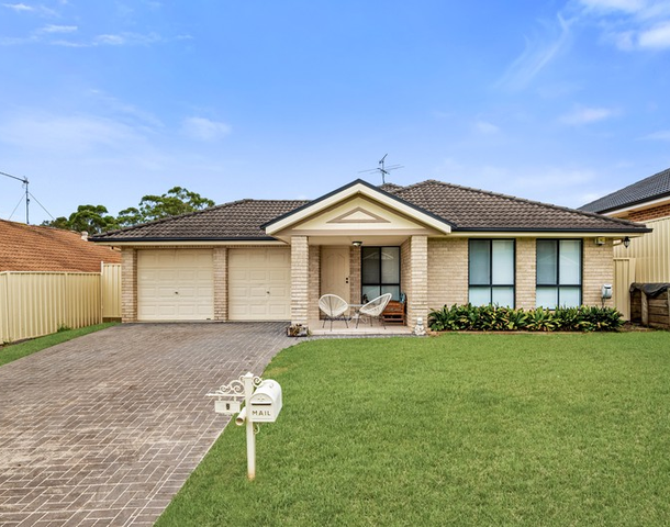 9 Combings Place, Currans Hill NSW 2567