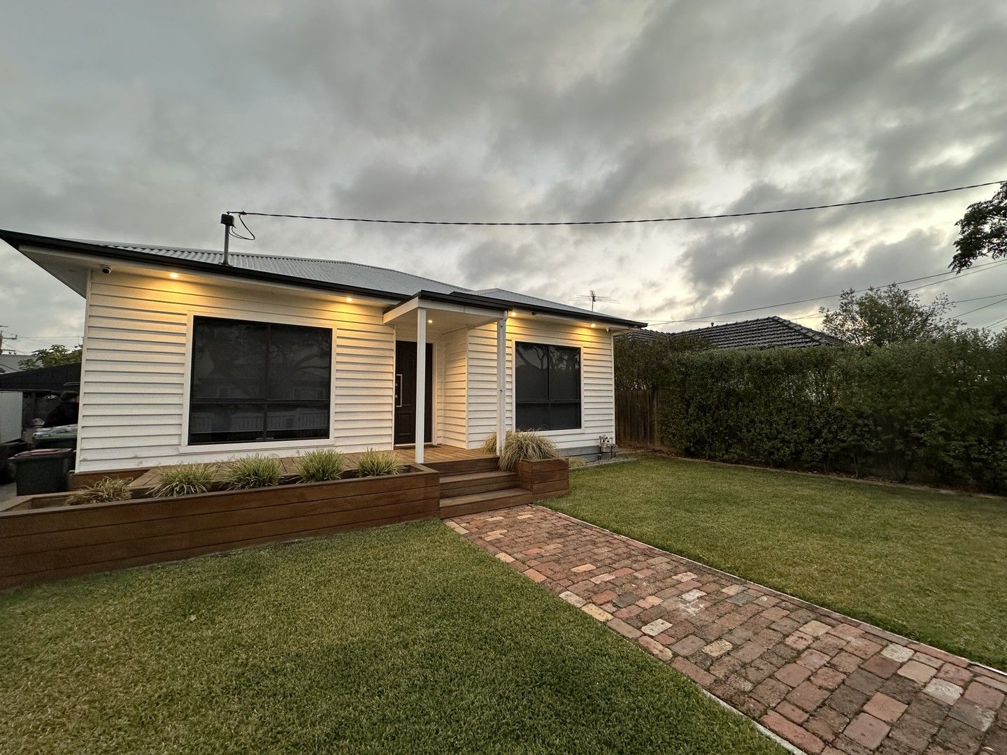 3 bedrooms House in 33 Deakin Street BELL PARK VIC, 3215