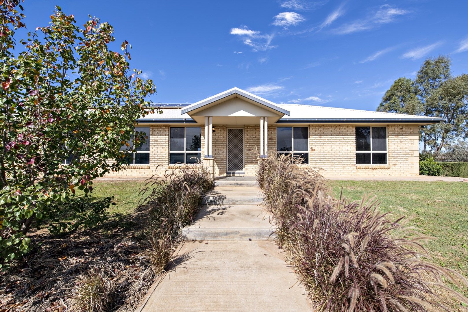 11 Redgum Place, Narromine NSW 2821, Image 0