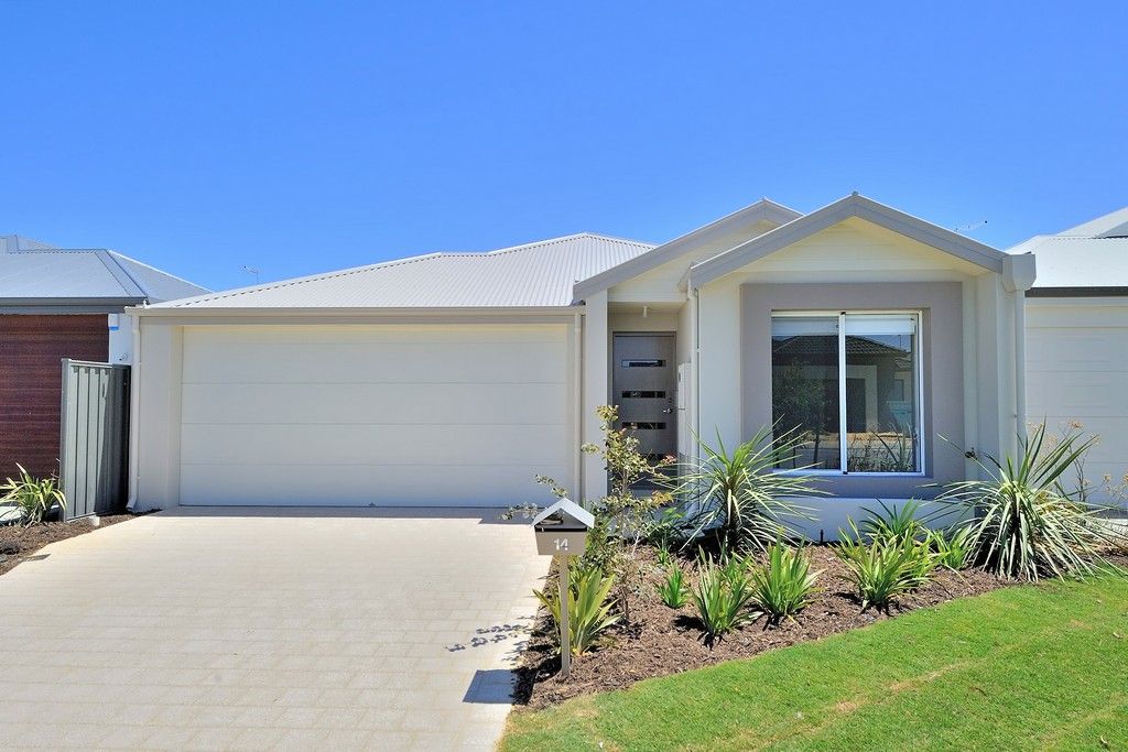 3 bedrooms House in 14 Grasmere Way AVELEY WA, 6069