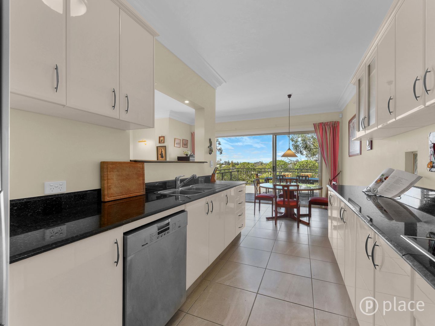 61 Forrester Terrace, Bardon QLD 4065, Image 1