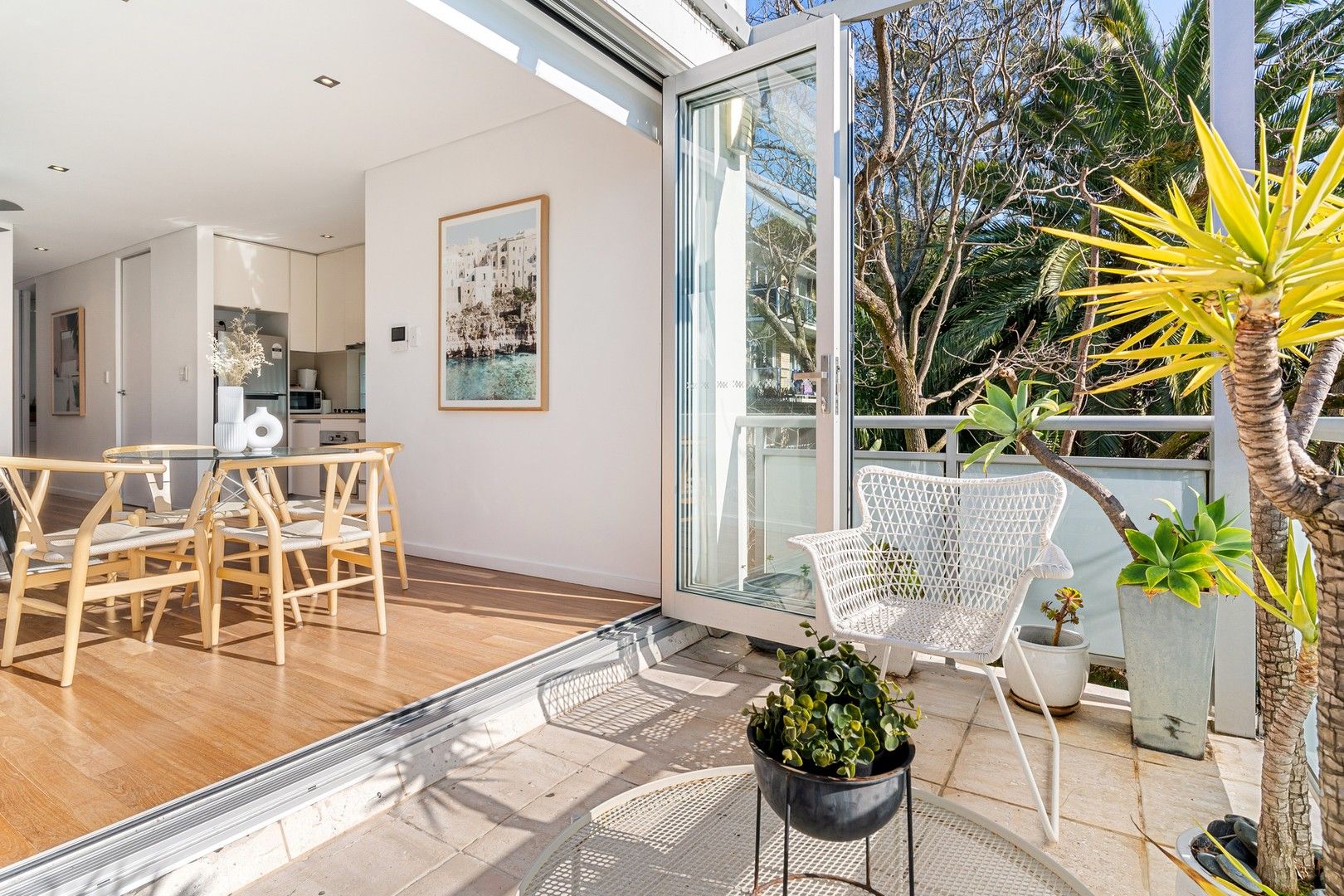 2 bedrooms Apartment / Unit / Flat in 6/39 O'Brien Street BONDI BEACH NSW, 2026