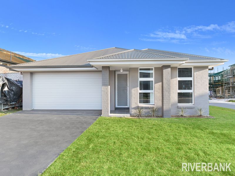 38 Kingsbury Road, Edmondson Park NSW 2174, Image 0