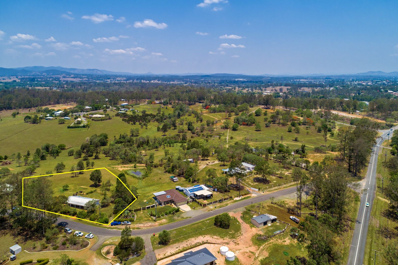 22 Taylor Road, Veteran QLD 4570, Image 2