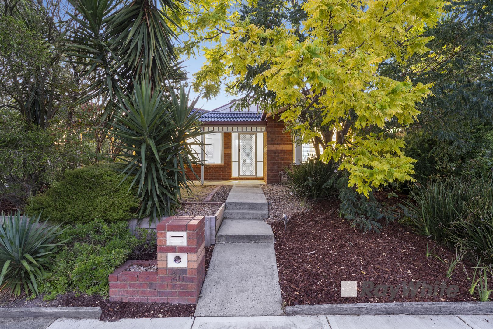 20 Turnberry Avenue, Narre Warren South VIC 3805, Image 1