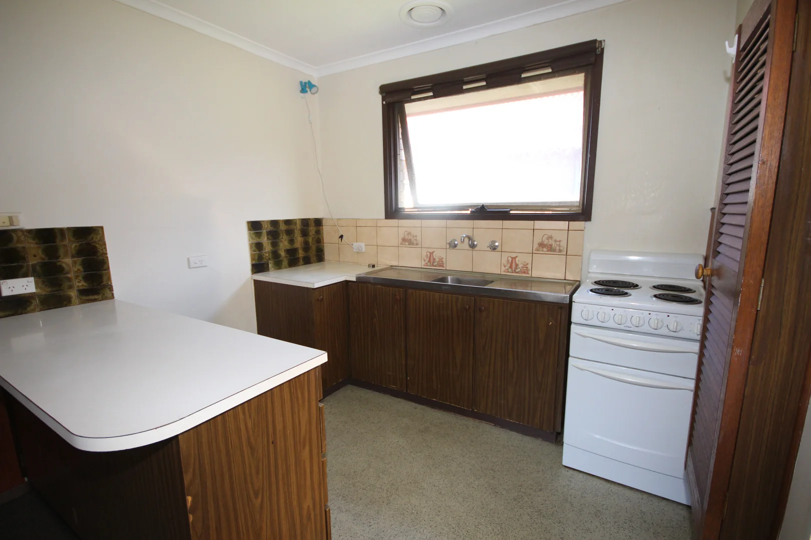 Additional image 5 of 2/50 Hibiscus Crescent, Newcomb VIC 3219