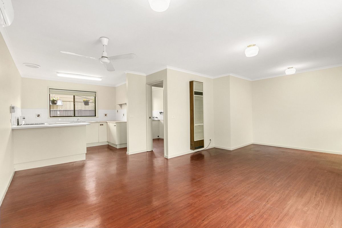 3/5 Elgin Street, Sale VIC 3850, Image 2