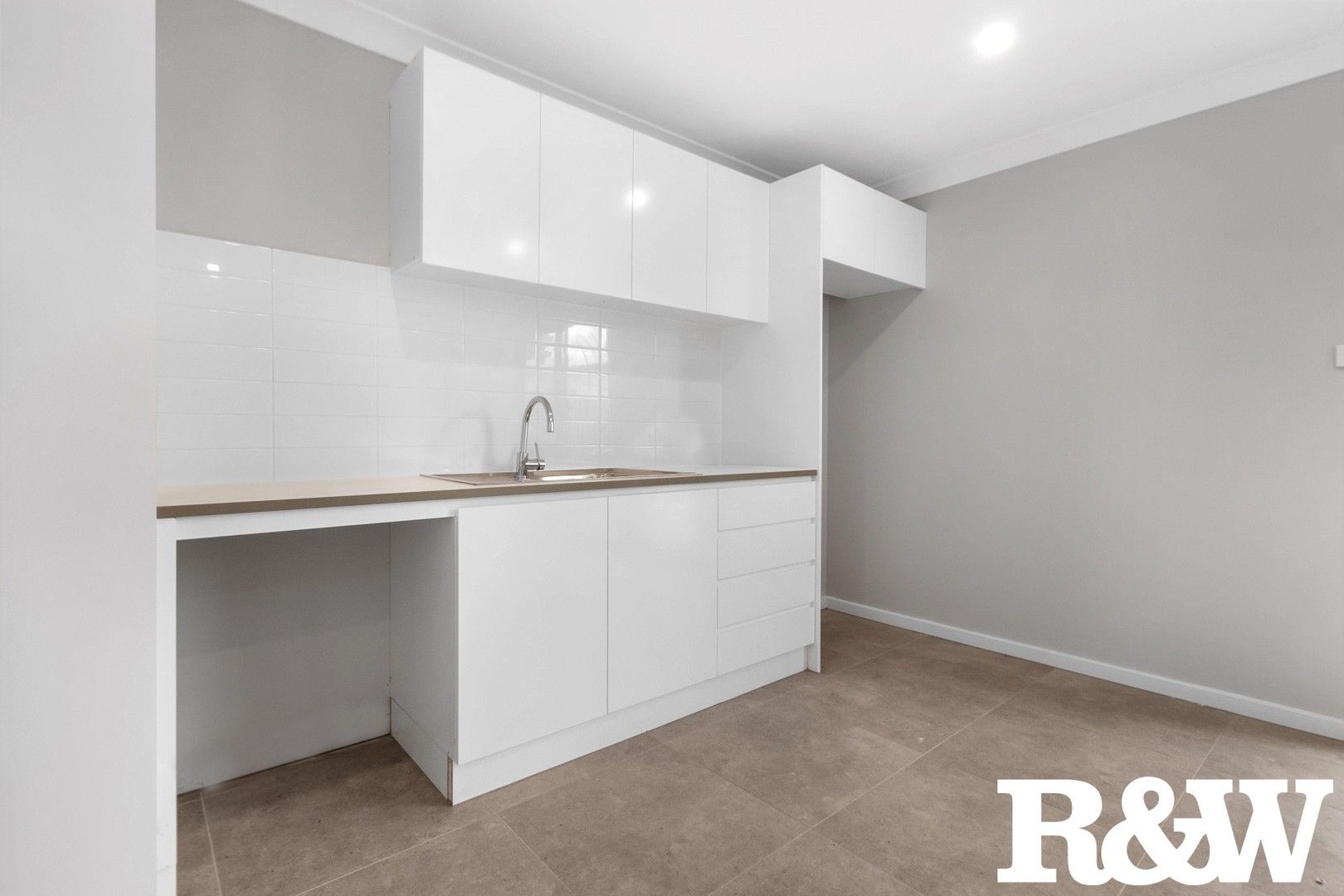 1 bedrooms House in 45B Keesing Crescent BLACKETT NSW, 2770