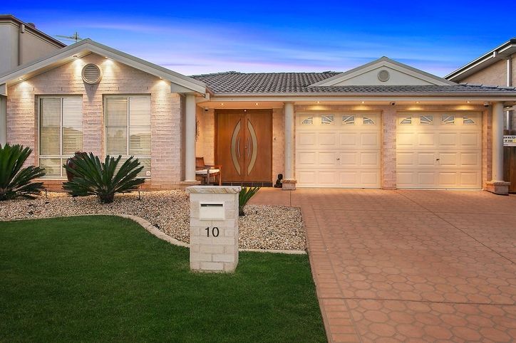 10 Moy Close, PRESTONS NSW 2170, Image 0