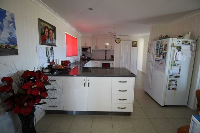 Picture of 16 Waterview Drive, MOFFATDALE QLD 4605