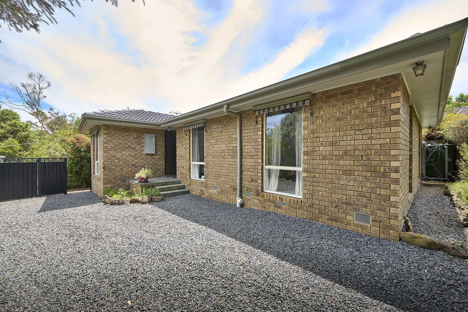 8 Paddock Court, Ferntree Gully VIC 3156, Image 1