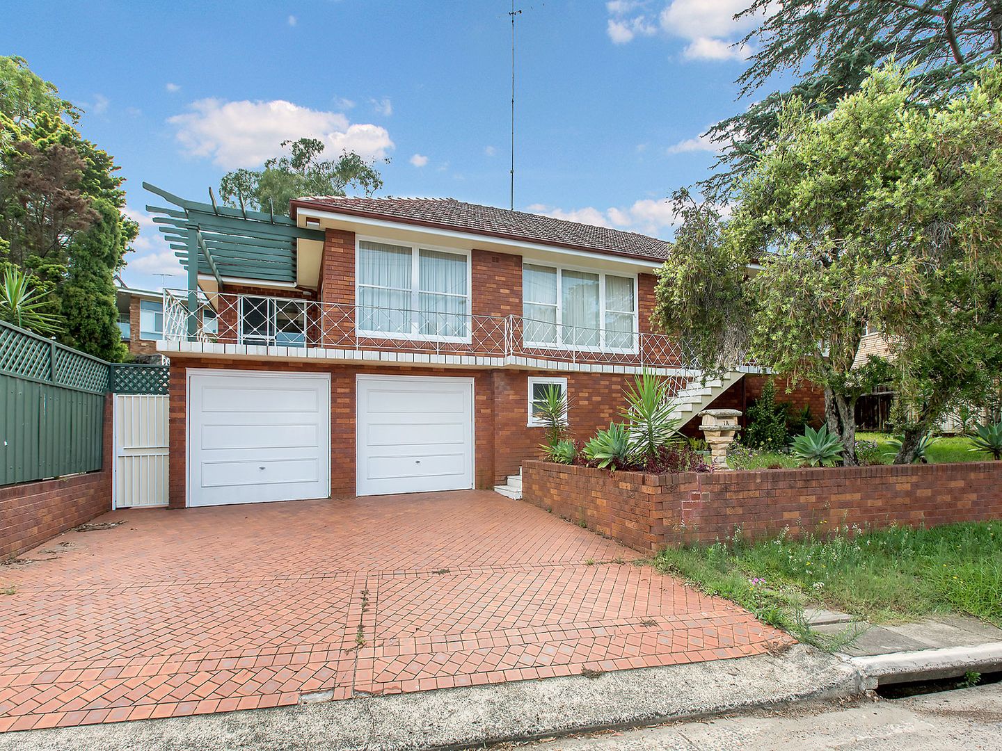1A Wadsley Crescent, Connells Point NSW 2221