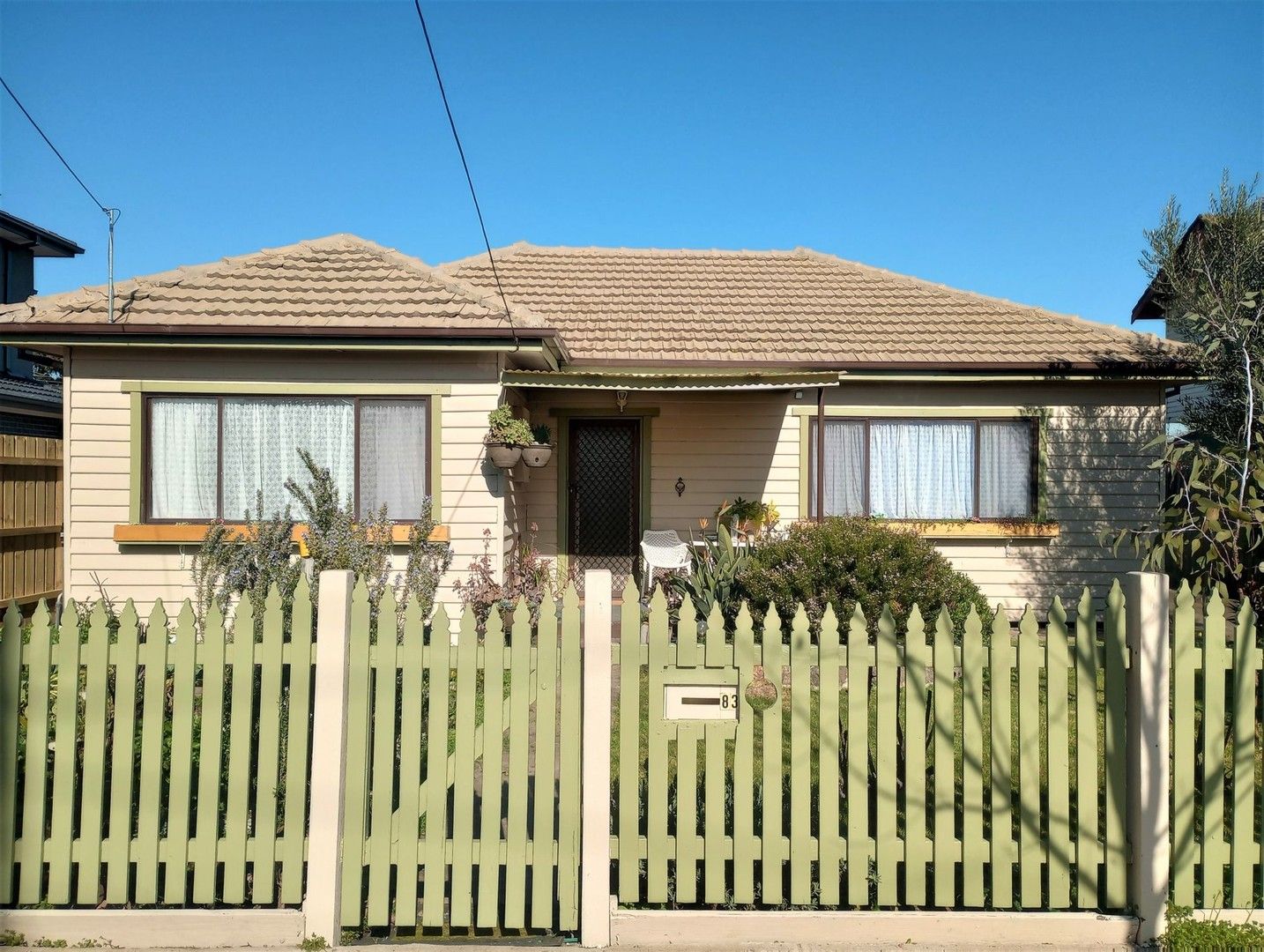 3 bedrooms House in 1/83 Maxweld Street ARDEER VIC, 3022