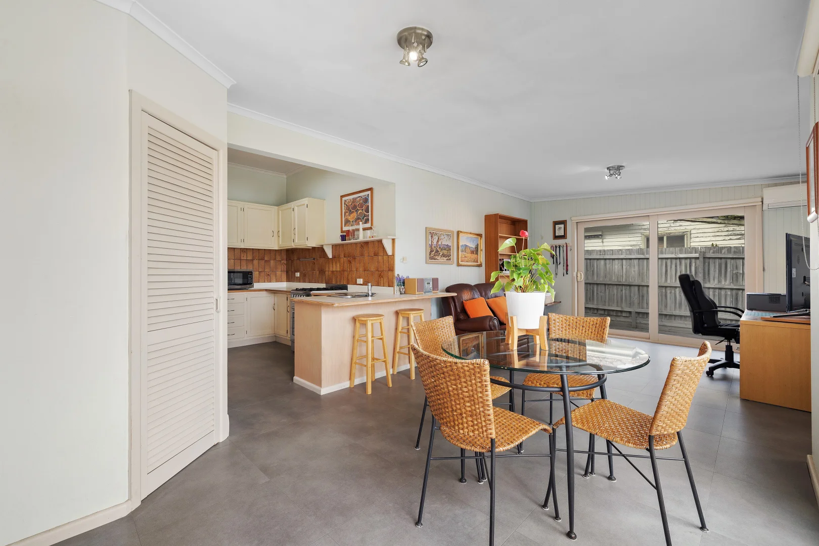 Additional image 11 of 70 Evesham Road, Cheltenham VIC 3192