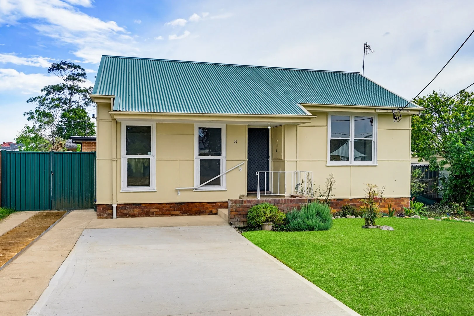 27 Catalina Street, North St Marys NSW 2760