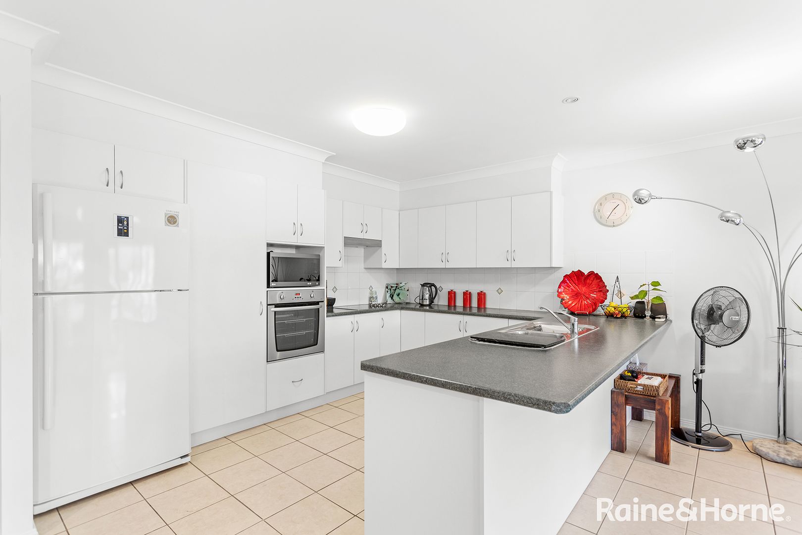 2/68 Blanch Street, Boat Harbour NSW 2316, Image 2