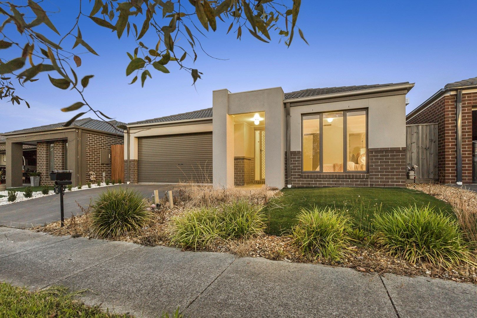 10 Sutton Rise, Cranbourne North VIC 3977, Image 0