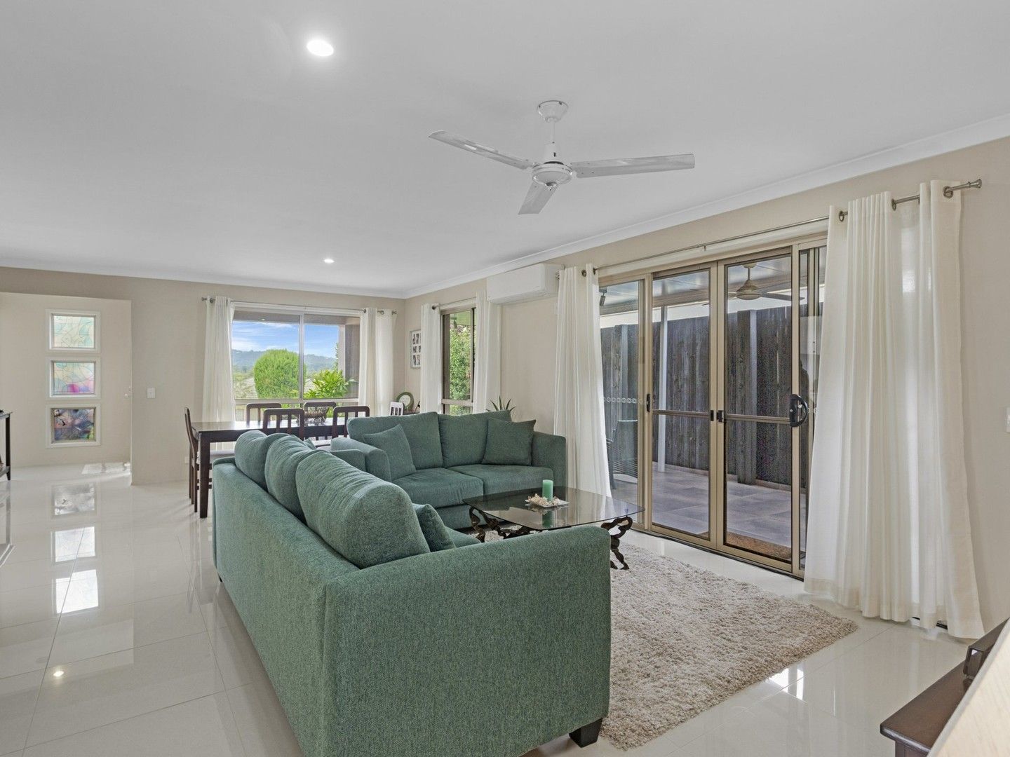 7 Miro Place, Nerang QLD 4211, Image 2