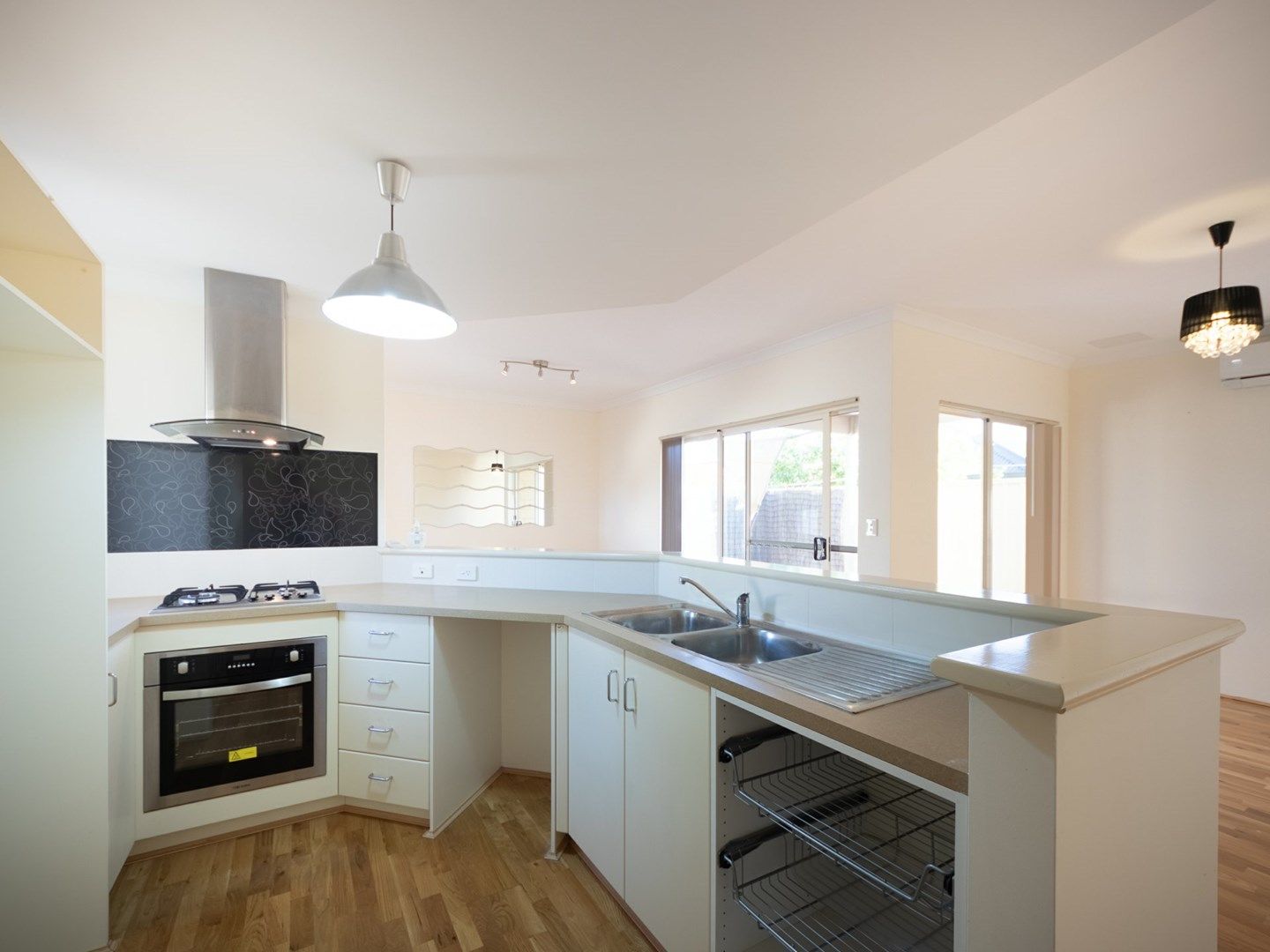 3 bedrooms Villa in 109C Hillsborough Drive NOLLAMARA WA, 6061