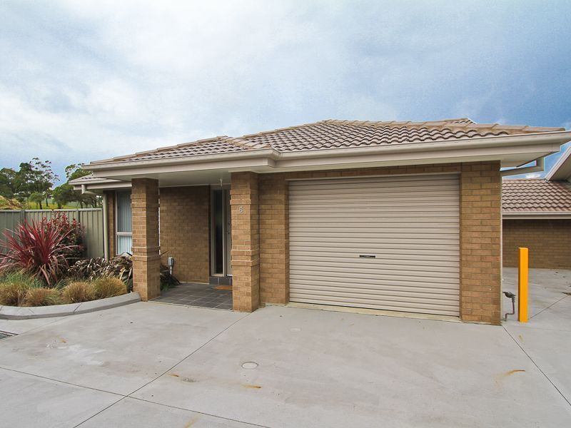 2 bedrooms Villa in 6/8 Merrivale Road MOUNT HUTTON NSW, 2290