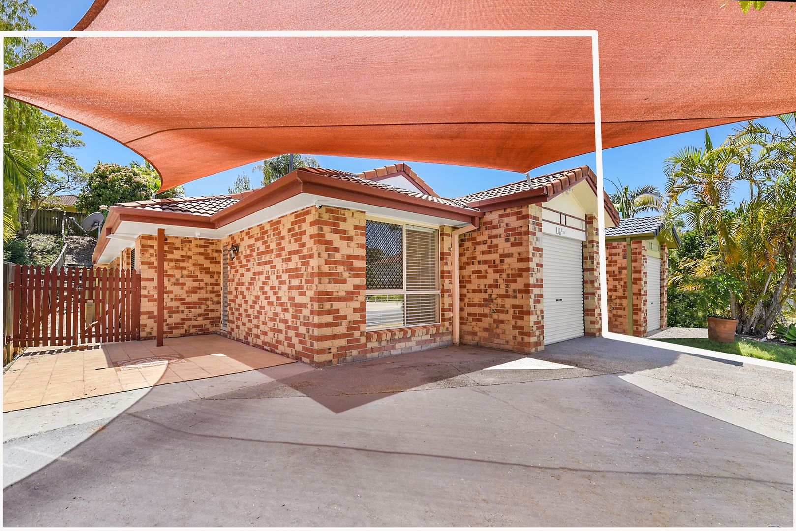 1/119 Greenacre Drive, Parkwood Property History & Address Research