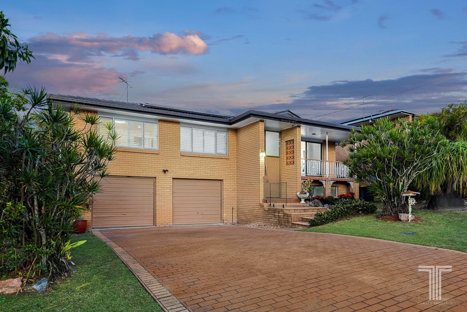 4 bedrooms House in 11 Irandi Street MANSFIELD QLD, 4122