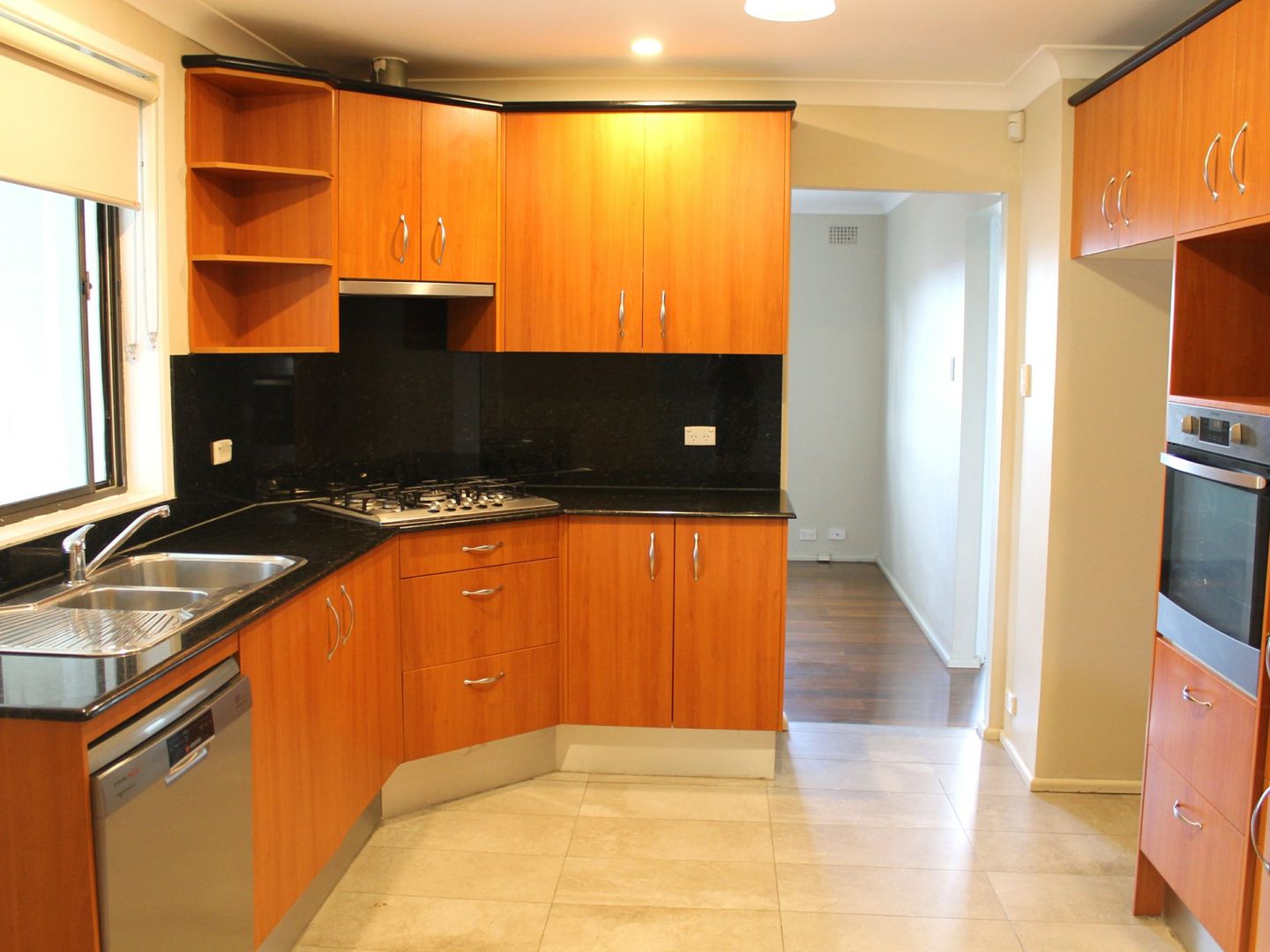 8 Huron Place, Seven Hills NSW