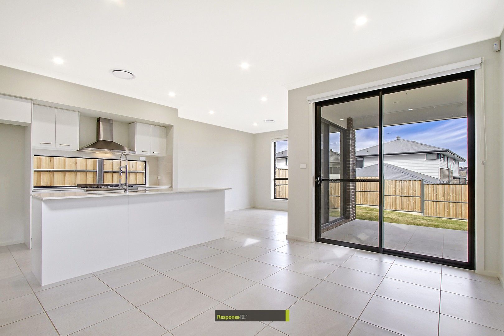 5 bedrooms House in 12 Piaffe Street BOX HILL NSW, 2765