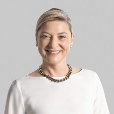 Stephanie O'Sullivan, Sales representative