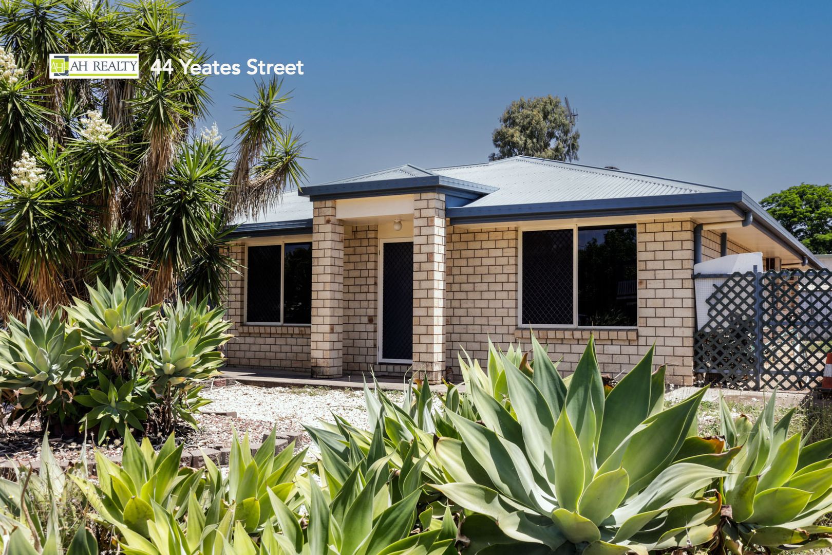 4 bedrooms House in 44 Yeates Street MORANBAH QLD, 4744