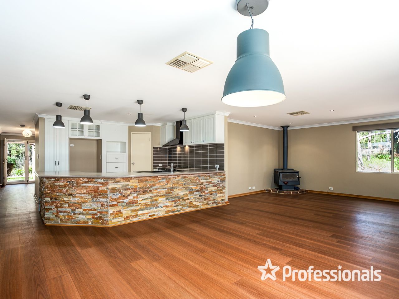 2 Pridmore Place, Bedfordale WA 6112, Image 1