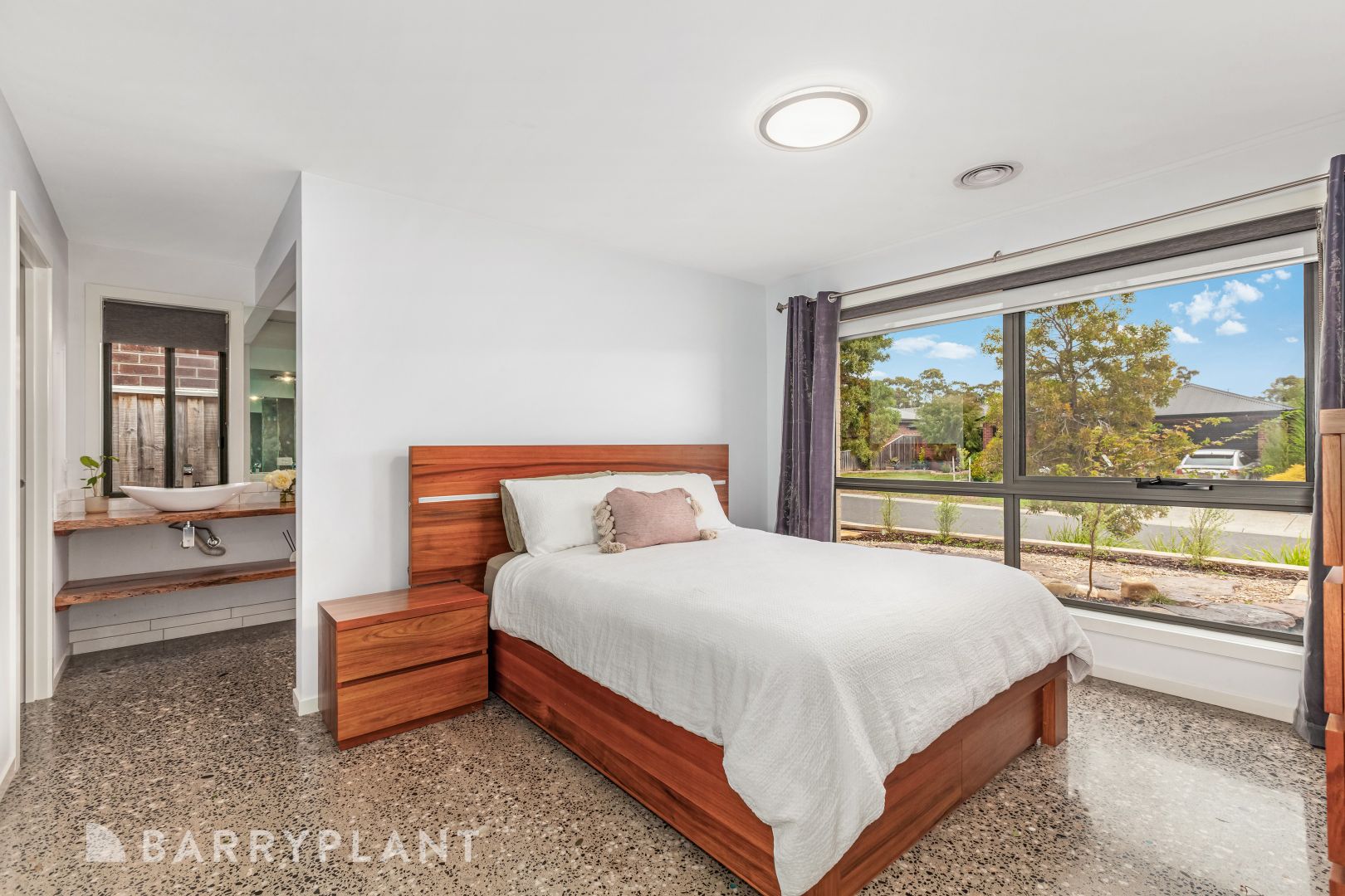 11 Violet Lane, Broadford VIC 3658, Image 2