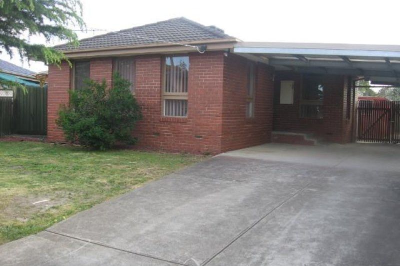 3 bedrooms House in 6 Howe Court THOMASTOWN VIC, 3074