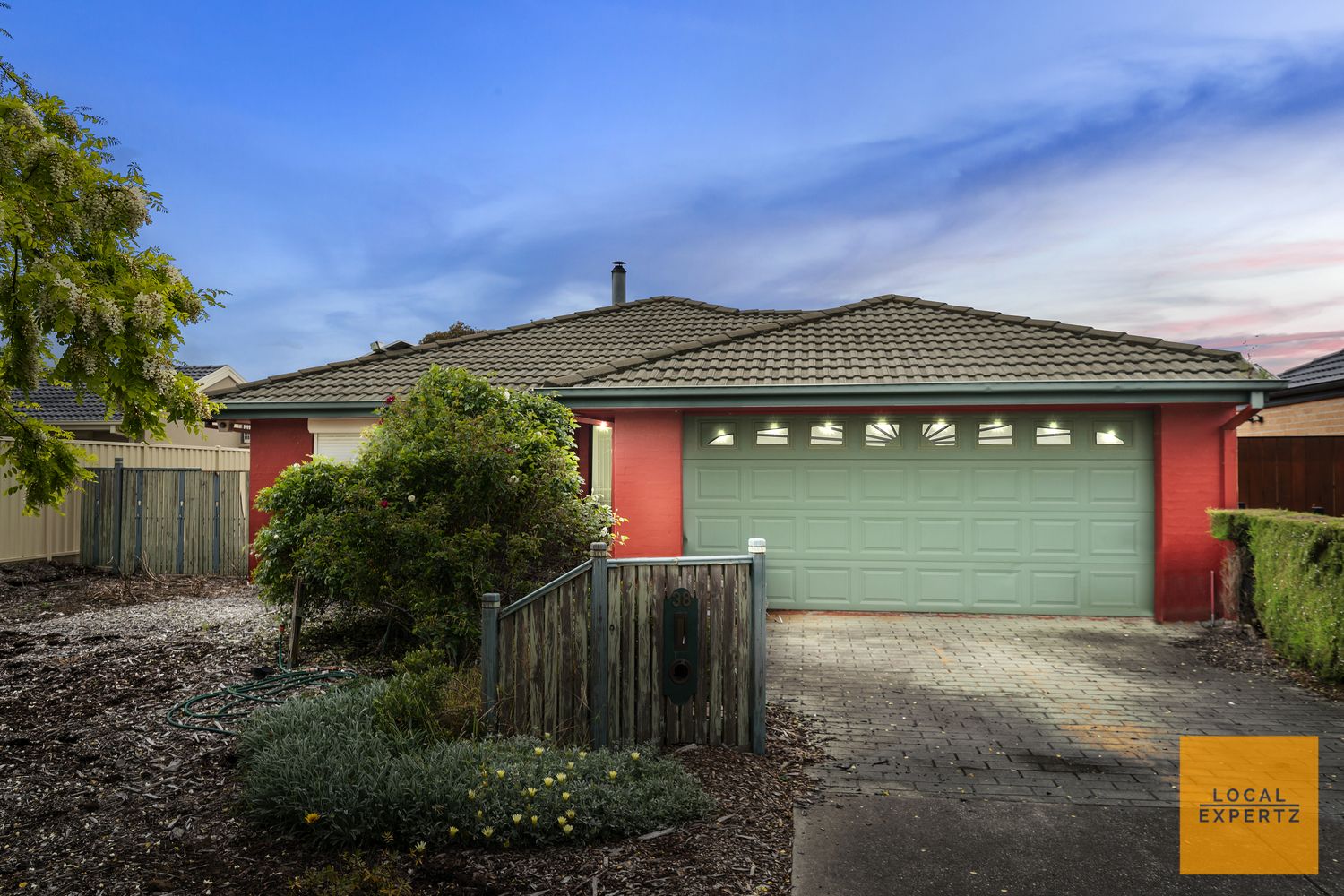 38 Kenswick Drive, Hillside VIC 3037, Image 0