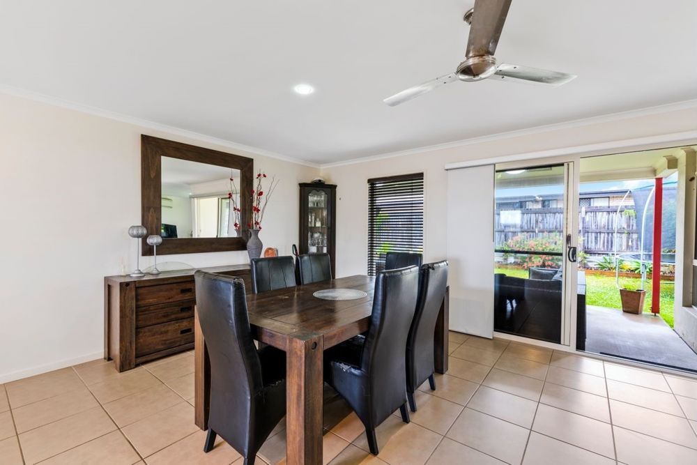 62 Huntley Place, Caloundra West QLD 4551, Image 2