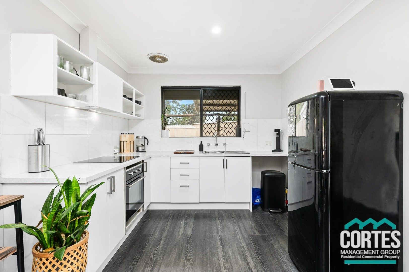 3 bedrooms House in 18b Cobham Way CAMILLO WA, 6111