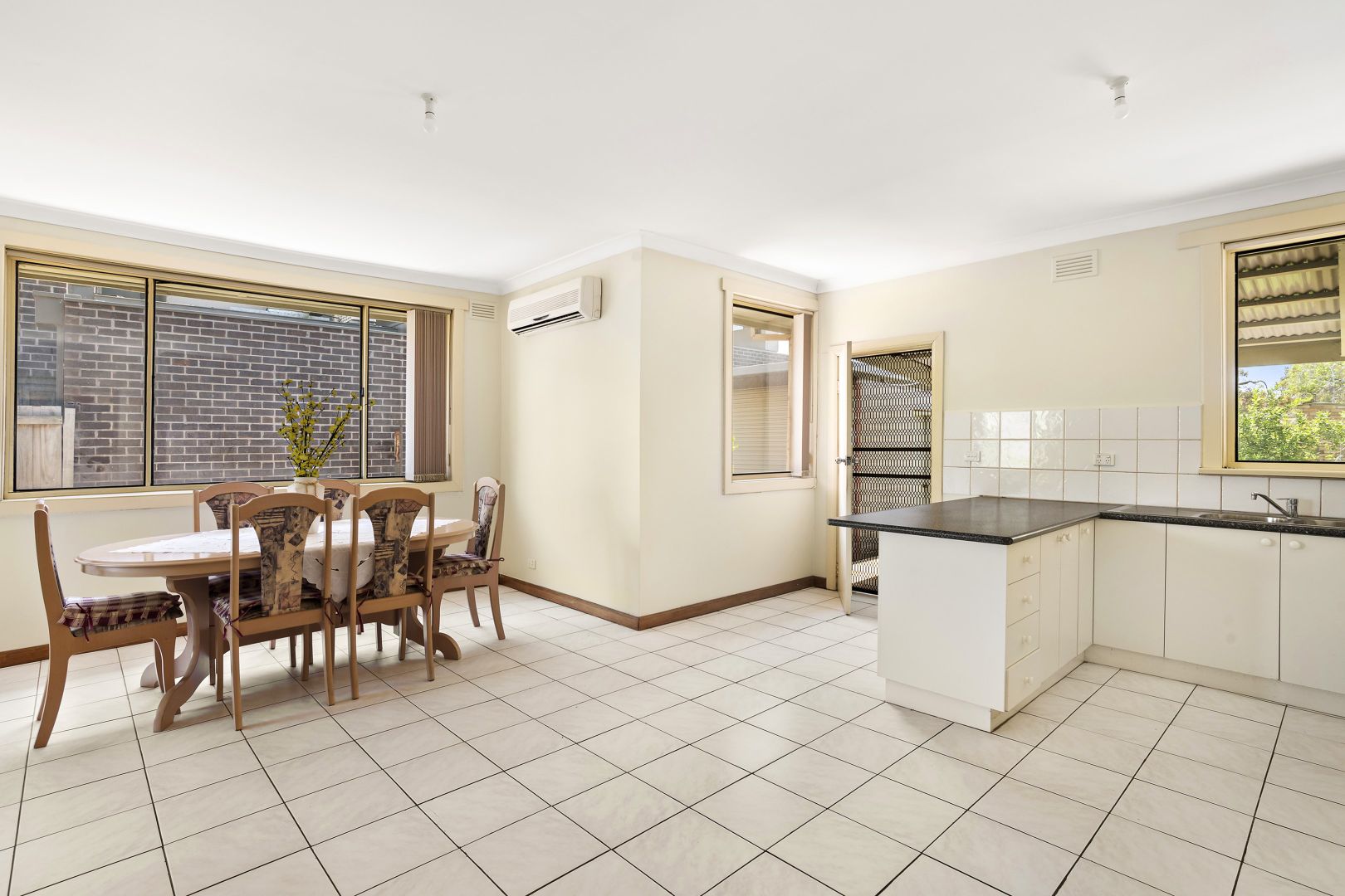 240 Warrigal Road, Oakleigh South VIC 3167, Image 2