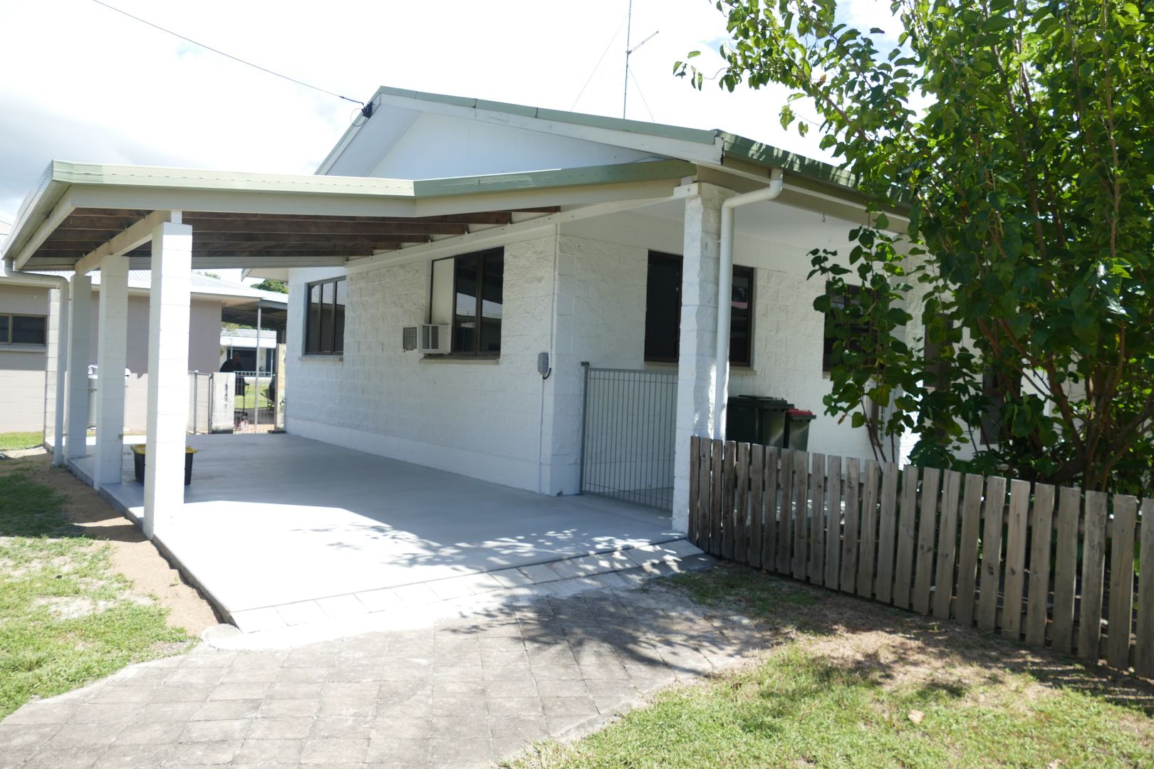77 Roma Street, Cardwell Property History & Address Research Domain