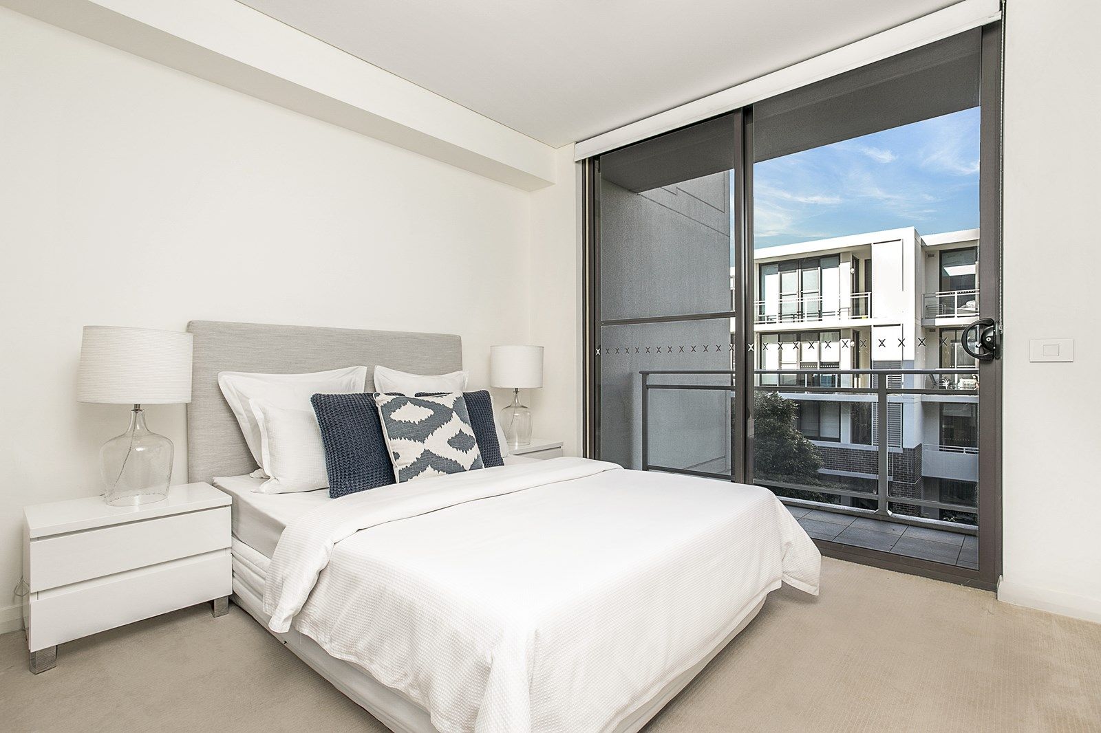 508/27 Hill Road, Wentworth Point NSW 2127, Image 2