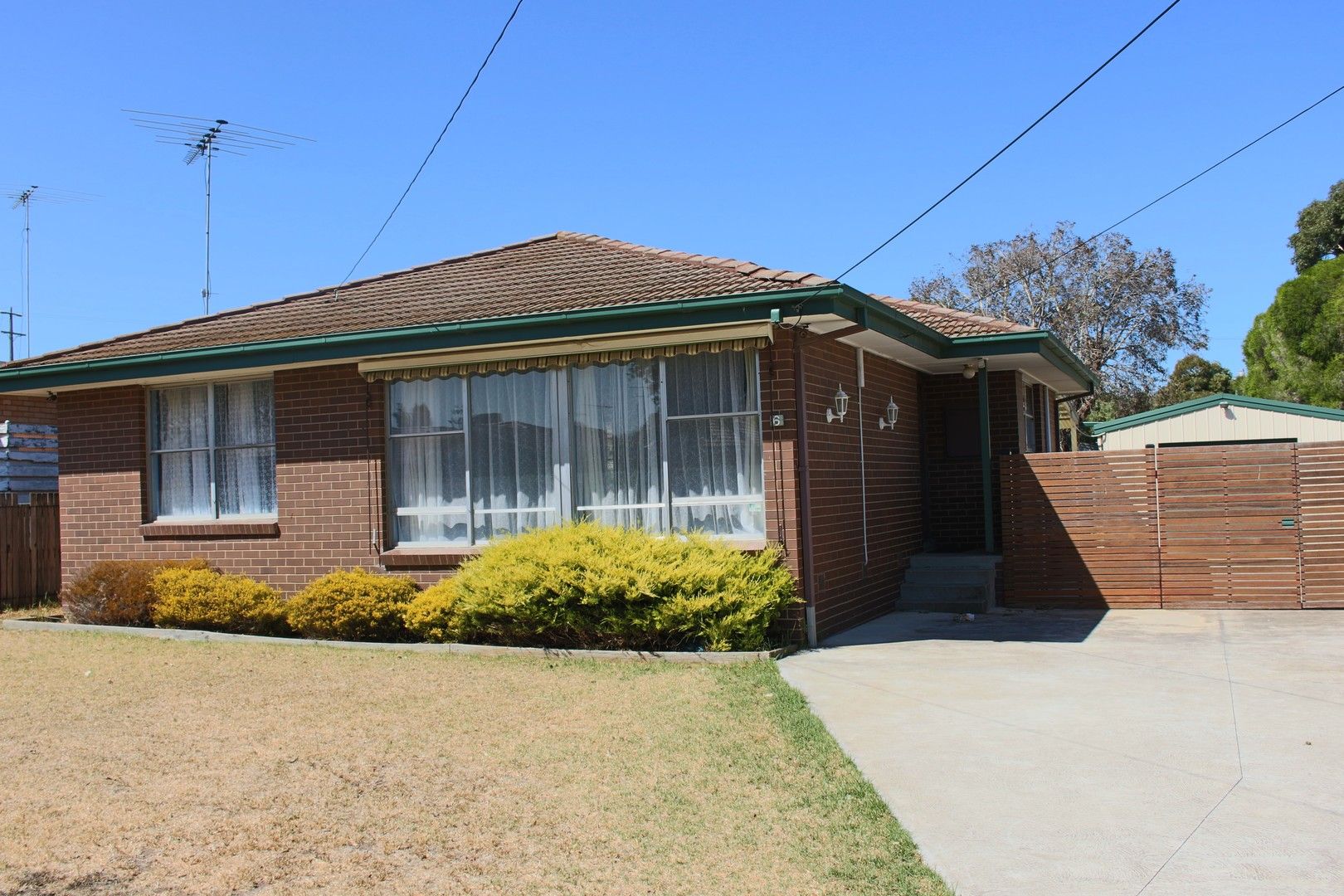 3 bedrooms House in 6 Macedon Avenue CORIO VIC, 3214